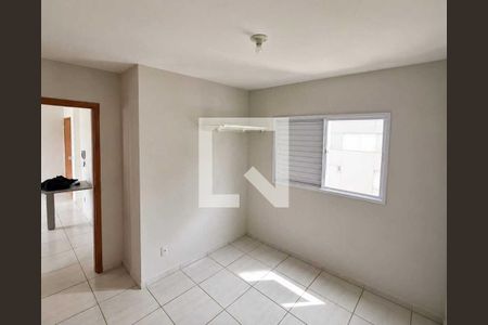 Quarto de apartamento para alugar com 2 quartos, 47m² em Shopping Park, Uberlândia