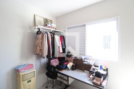 Quarto 2 de apartamento para alugar com 2 quartos, 47m² em Shopping Park, Uberlândia