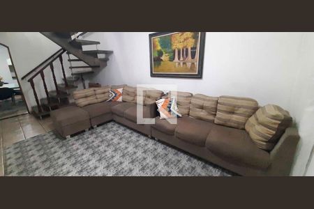 Casa à venda com 5 quartos, 246m² em Jardim Primeiro de Maio (chacara Fazendinha), Osasco