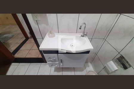 Casa à venda com 5 quartos, 246m² em Jardim Primeiro de Maio (chacara Fazendinha), Osasco