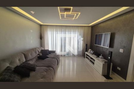 Casa à venda com 4 quartos, 187m² em Vila Moreira, São Paulo