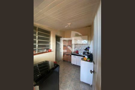 Casa à venda com 3 quartos, 220m² em Vila Maracanã, São Paulo