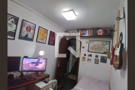 Casa à venda com 3 quartos, 240m² em Vila Salete, São Paulo