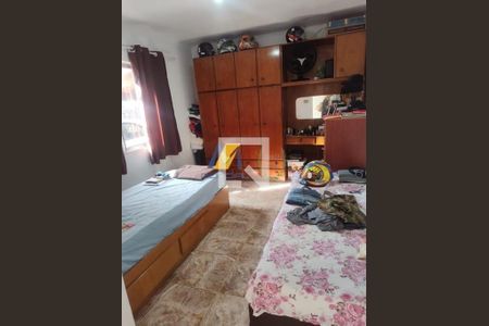 Casa à venda com 3 quartos, 130m² em Parque Oratório, Santo André