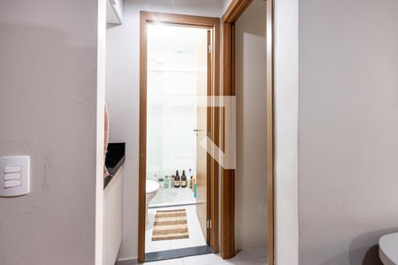Lavabo de apartamento para alugar com 2 quartos, 51m² em Lapa, São Paulo