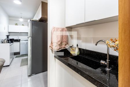 Lavabo de apartamento para alugar com 2 quartos, 51m² em Lapa, São Paulo