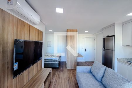 Sala de kitnet/studio para alugar com 1 quarto, 30m² em Vila Dom Pedro I, São Paulo