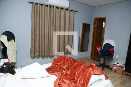 Suíte de casa à venda com 4 quartos, 360m² em Setor Recanto das Minas Gerais, Goiânia
