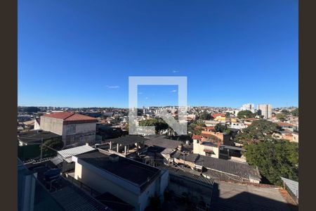 Apartamento para alugar com 3 quartos, 130m² em Novo Glória, Belo Horizonte
