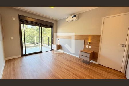 Casa à venda com 3 quartos, 230m² em Centro Empresarial Tamboré, Santana de Parnaíba