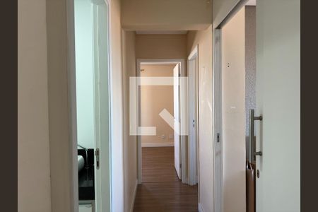 Corredor de apartamento para alugar com 3 quartos, 74m² em Jardim Paraiba, Jacareí