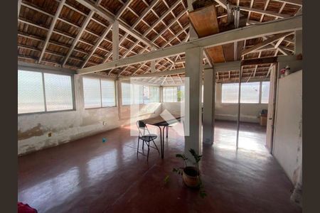 Apartamento à venda com 4 quartos, 300m² em Santa Rosa, Niterói