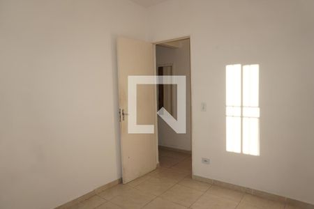 Quarto 1 de apartamento para alugar com 2 quartos, 53m² em Jardim Vitória, Embu das Artes