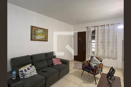 Sala de casa à venda com 3 quartos, 132m² em Quitaúna, Osasco