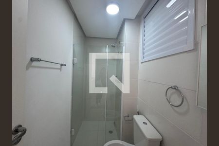 Banheiro de apartamento para alugar com 2 quartos, 42m² em Vila Osasco, Osasco