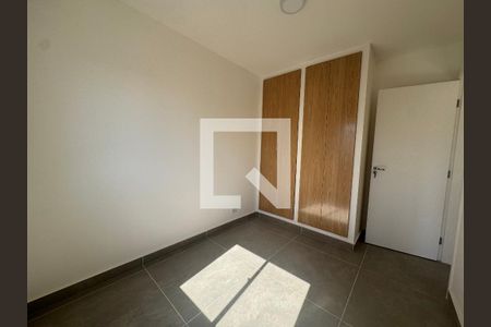 Quarto 1 de apartamento para alugar com 2 quartos, 42m² em Vila Osasco, Osasco