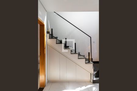 Escada  de casa à venda com 2 quartos, 72m² em Parque Paulistano, São Paulo