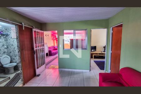Casa para alugar com 3 quartos, 130m² em Olaria, Rio de Janeiro