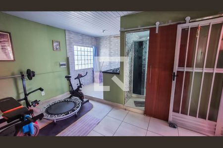 Casa para alugar com 3 quartos, 130m² em Olaria, Rio de Janeiro