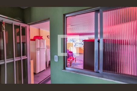 Casa para alugar com 3 quartos, 130m² em Olaria, Rio de Janeiro