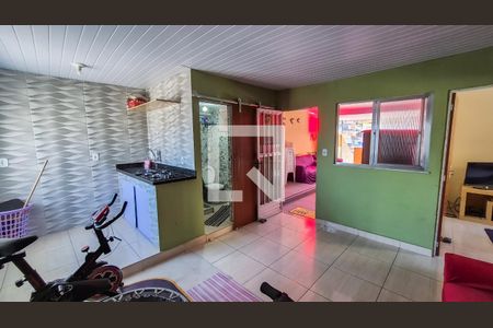 Casa para alugar com 3 quartos, 130m² em Olaria, Rio de Janeiro