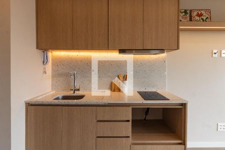 Cozinha de kitnet/studio para alugar com 1 quarto, 31m² em Pompeia, São Paulo