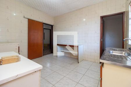 Cozinha de casa para alugar com 3 quartos, 80m² em Jardim Casablanca, São Paulo