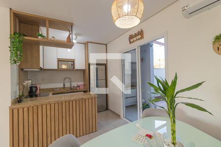 Sala de casa à venda com 2 quartos, 88m² em Igara, Canoas