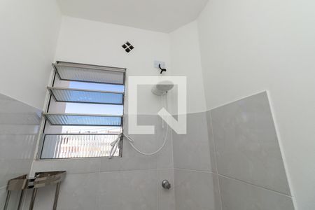 Banheiro de apartamento para alugar com 1 quarto, 36m² em Bom Retiro, São Paulo