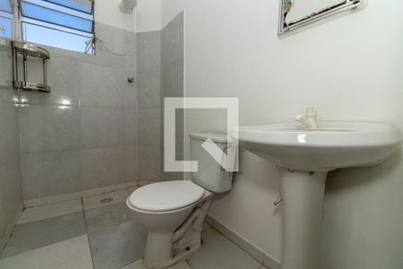 Banheiro de apartamento para alugar com 1 quarto, 36m² em Bom Retiro, São Paulo