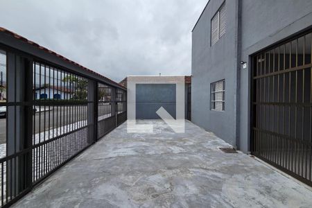 Garagem de kitnet/studio para alugar com 1 quarto, 34m² em Jardim Imperador, Praia Grande