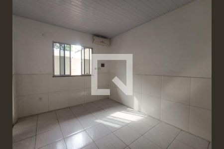 Quarto  de casa para alugar com 1 quarto, 25m² em Piam, Belford Roxo