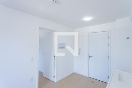 Sala e cozinha de apartamento à venda com 1 quarto, 28m² em Freguesia do Ó, São Paulo