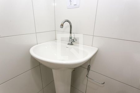 Banheiro de kitnet/studio para alugar com 1 quarto, 21m² em Mooca, São Paulo