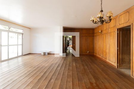 Sala de casa à venda com 6 quartos, 472m² em Interlagos, São Paulo