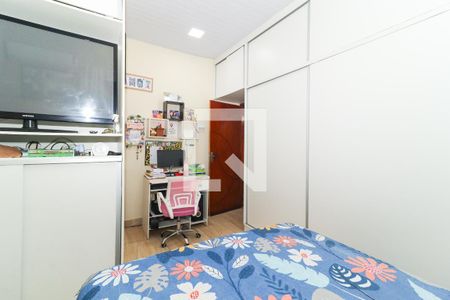 Casa à venda com 2 quartos, 240m² em Realengo, Rio de Janeiro