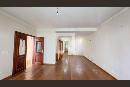 Sala de casa para alugar com 3 quartos, 233m² em Brooklin, São Paulo