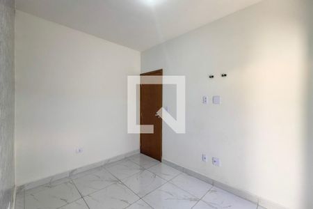 Casa de Condomínio para alugar com 2 quartos, 51m² em Vila Antartica, Praia Grande