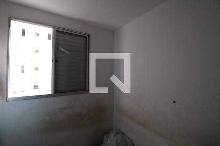 Quarto 2 de apartamento para alugar com 2 quartos, 55m² em Presidente Roosevelt, Uberlândia