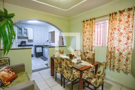 Sala de jantar  de casa à venda com 3 quartos, 300m² em Vila Santa Luzia, São Bernardo do Campo