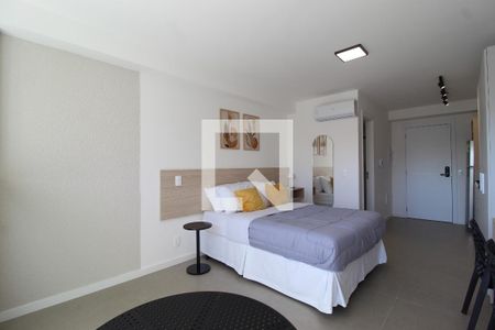 Sala/Quarto de kitnet/studio para alugar com 1 quarto, 26m² em Indianópolis, São Paulo