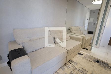 Sala de apartamento à venda com 2 quartos, 47m² em Parque Oratório, Santo André