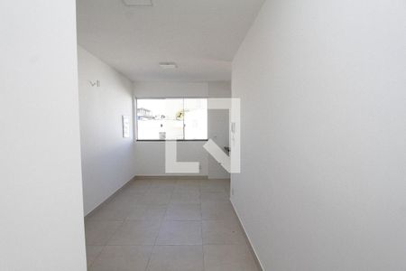 Sala de apartamento para alugar com 2 quartos, 45m² em Parque Pedro Ii, Belo Horizonte