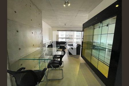 Apartamento para alugar com 1 quarto, 74m² em Jardim das Acacias, São Paulo