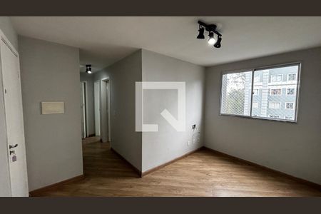 Apartamento para alugar com 2 quartos, 44m² em Parque Sao Vicente, Santo André
