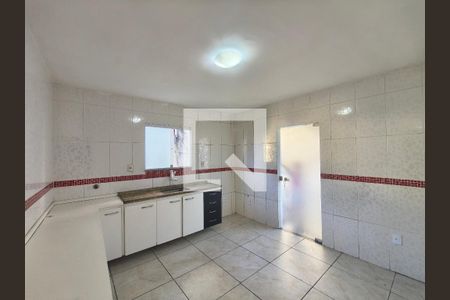 Casa à venda com 2 quartos, 75m² em Gardênia Azul, Rio de Janeiro