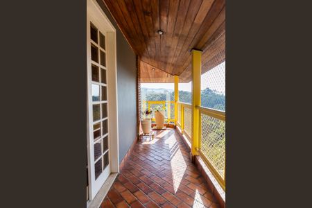 Casa de Condomínio para alugar com 3 quartos, 780m² em Vila Irmaos Arnoni, São Paulo