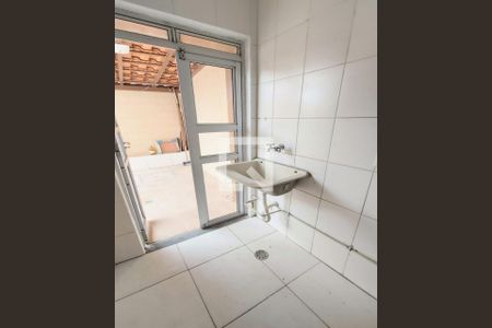 Apartamento à venda com 2 quartos, 50m² em Vila Lutécia, Santo André