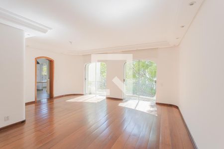 Apartamento para alugar em Alto de Pinheiros