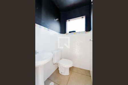 Banheiro Social 1 de casa para alugar com 1 quarto, 120m² em Jardim Pinhal, Guarulhos